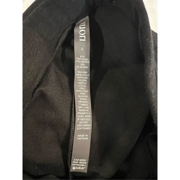 Vuori Women's Black Lightweight Pleated Front Villa Trouser Pants Size Large - Picture 9 of 12